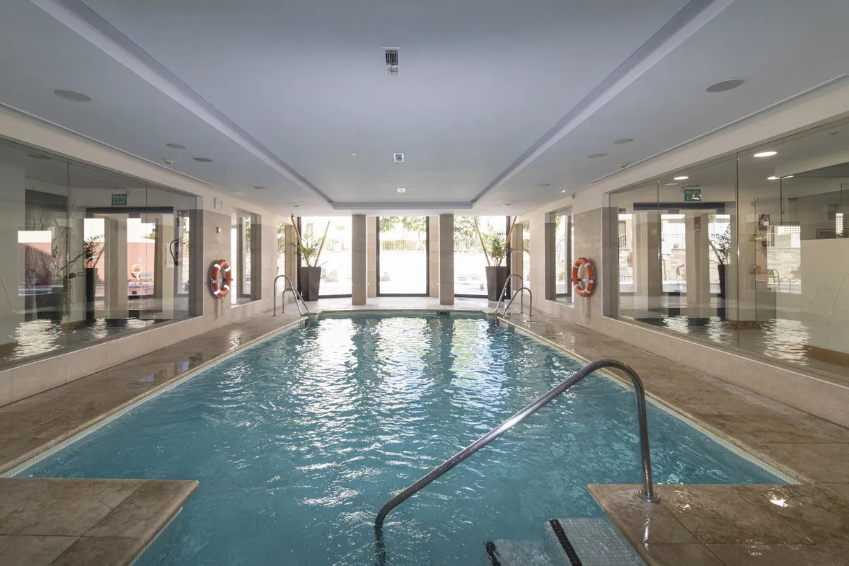 d6117380-c326-4b56-adb3-858b6b7e9813