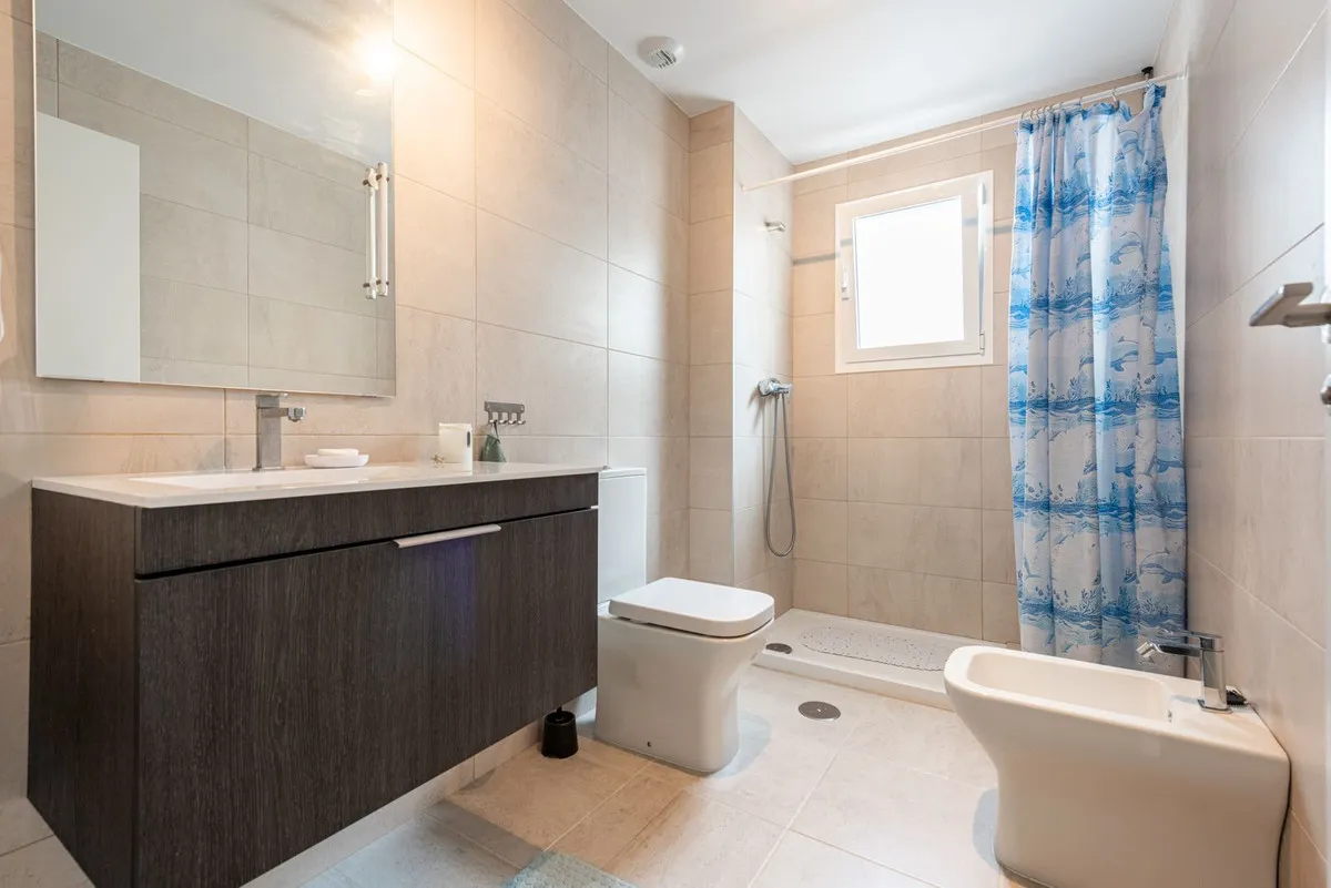 cf57bbb9-105b-4d33-9ab0-61ba243f0a0d