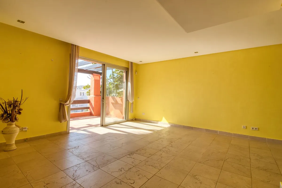 8b6d9b4e-7aad-41f2-941f-d11dbecbc3df