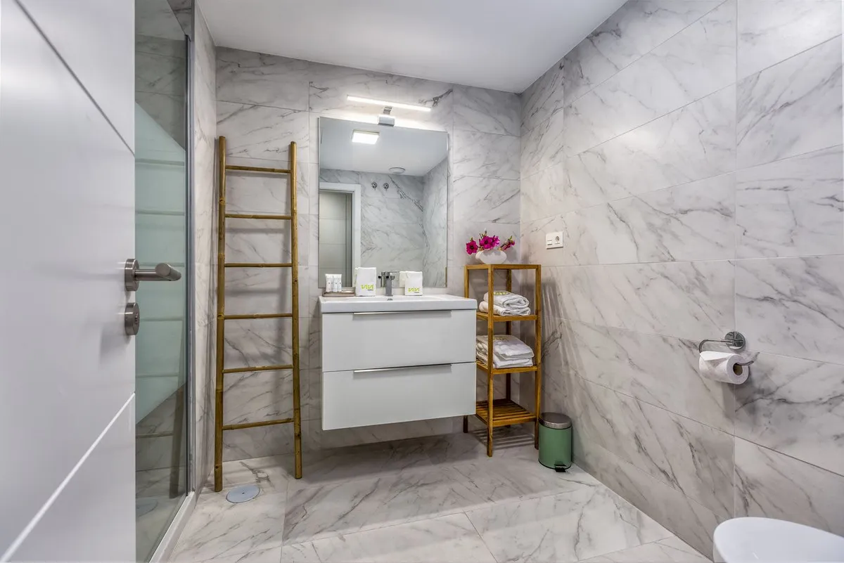 bac30734-018f-4134-839d-e8fb3f330677