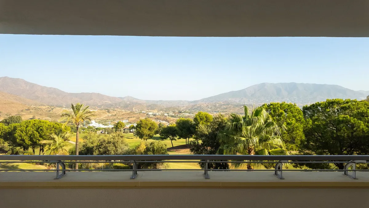 016465b4-020b-4339-87d6-06350227d607