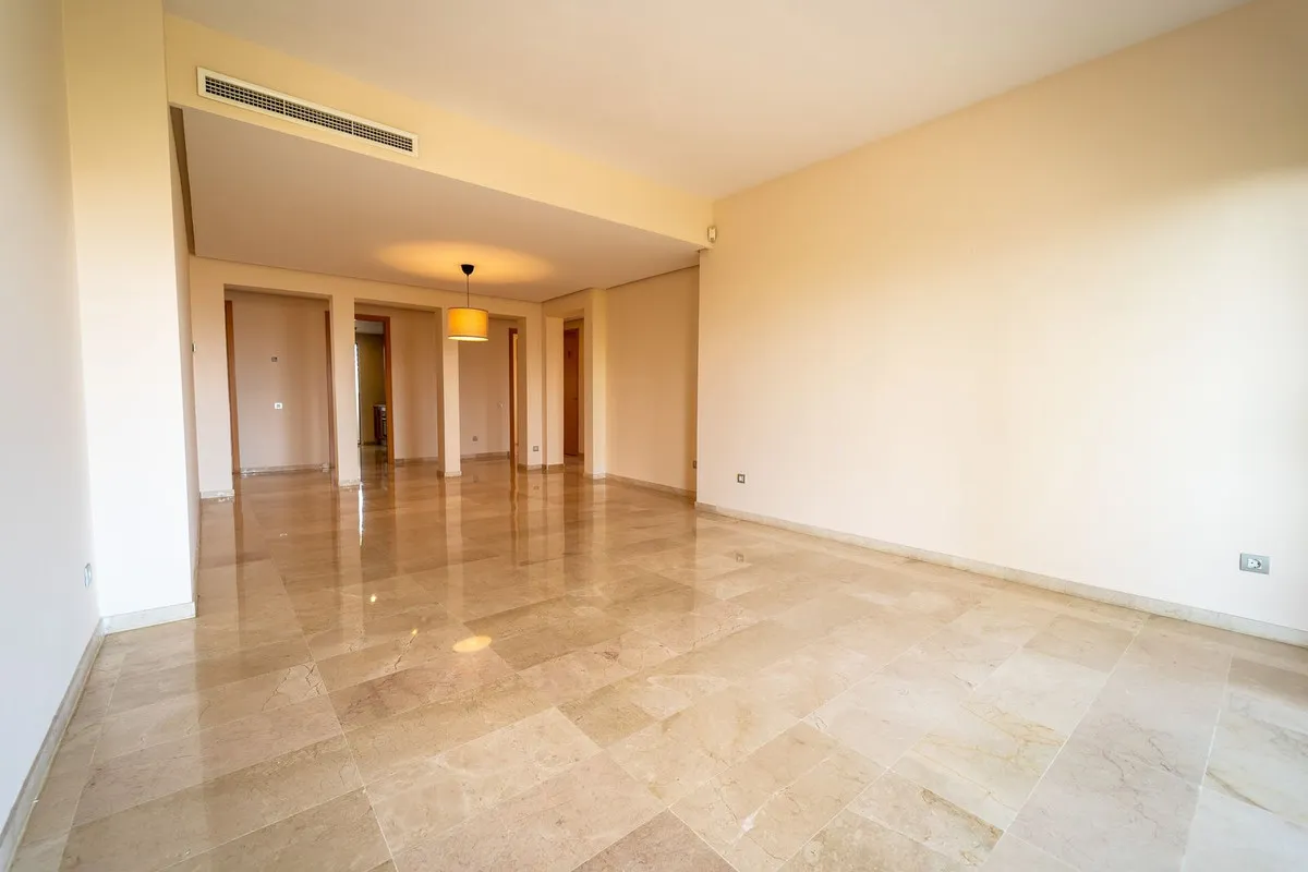 c294b6aa-c5e1-4a7d-b9a3-66c5f3e1a9c7