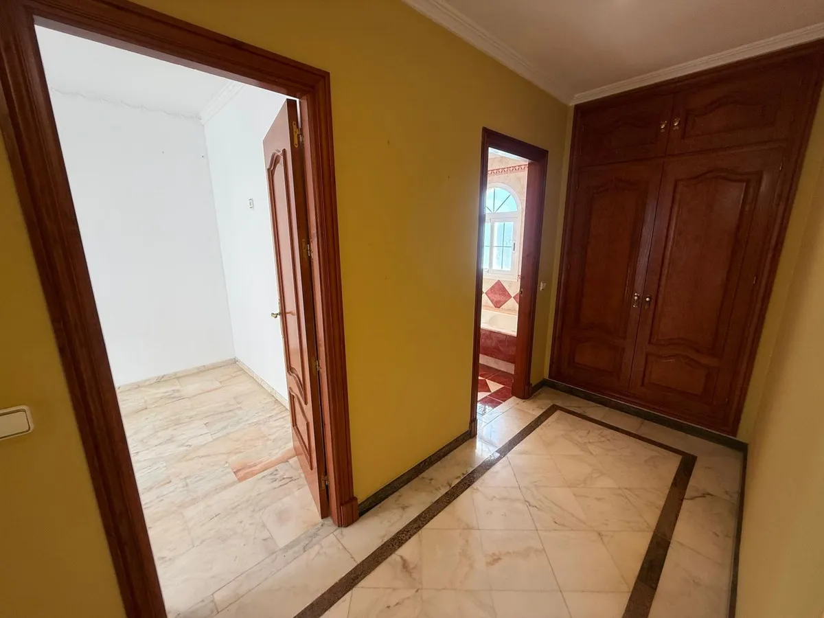 84890eb7-f017-456d-8b96-26c57987f6e1