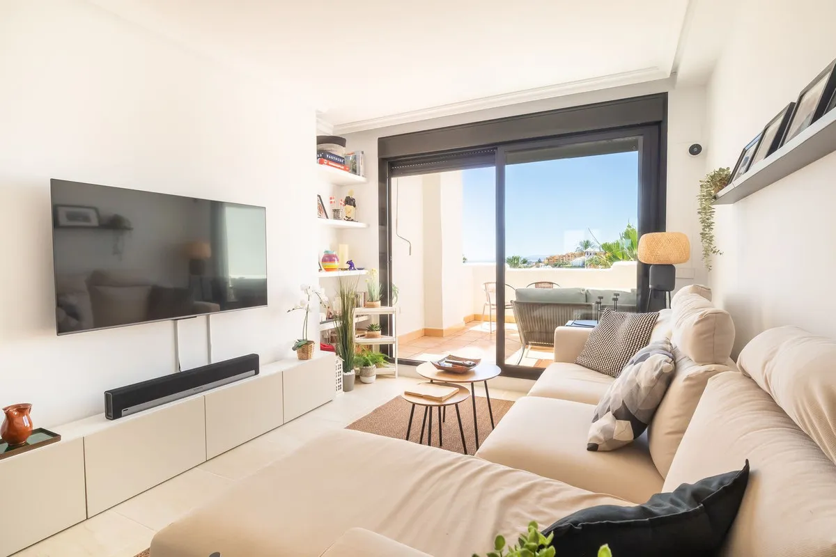 04f2297a-0008-4504-b955-3df4938cd185