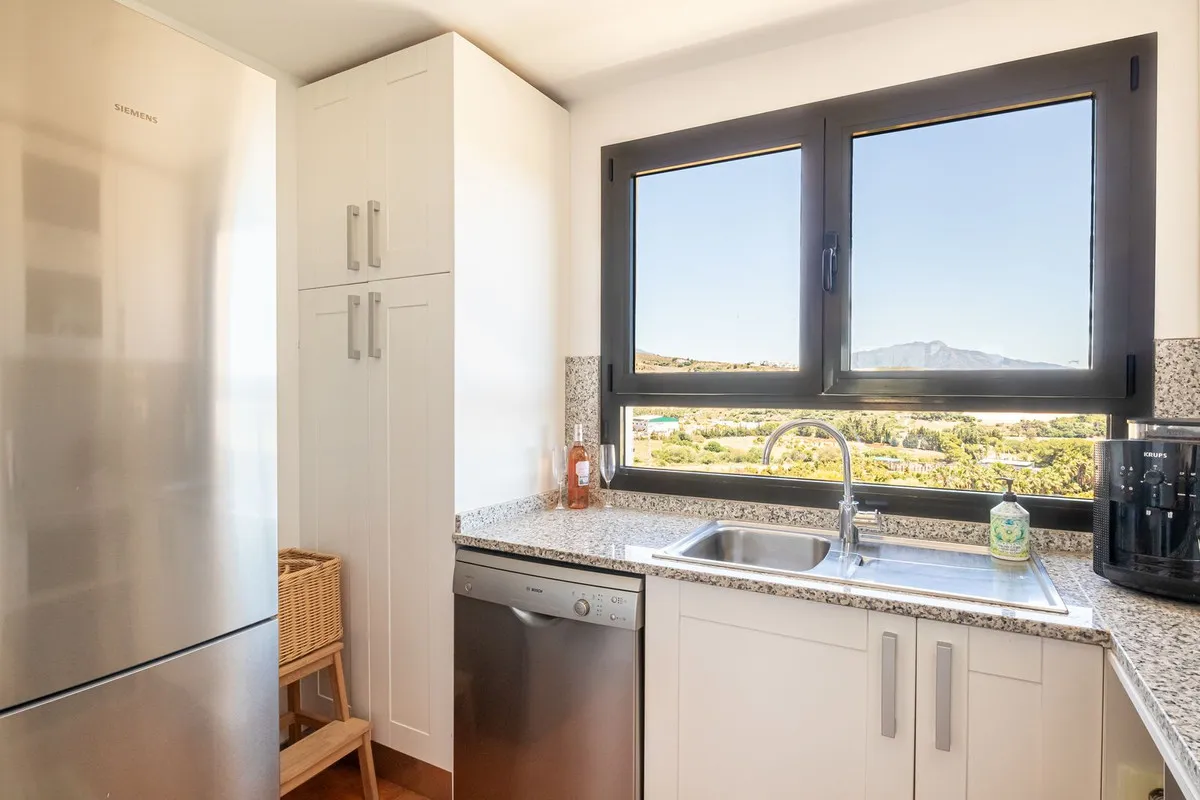 2515a641-d85d-400e-b159-1da7629bec55