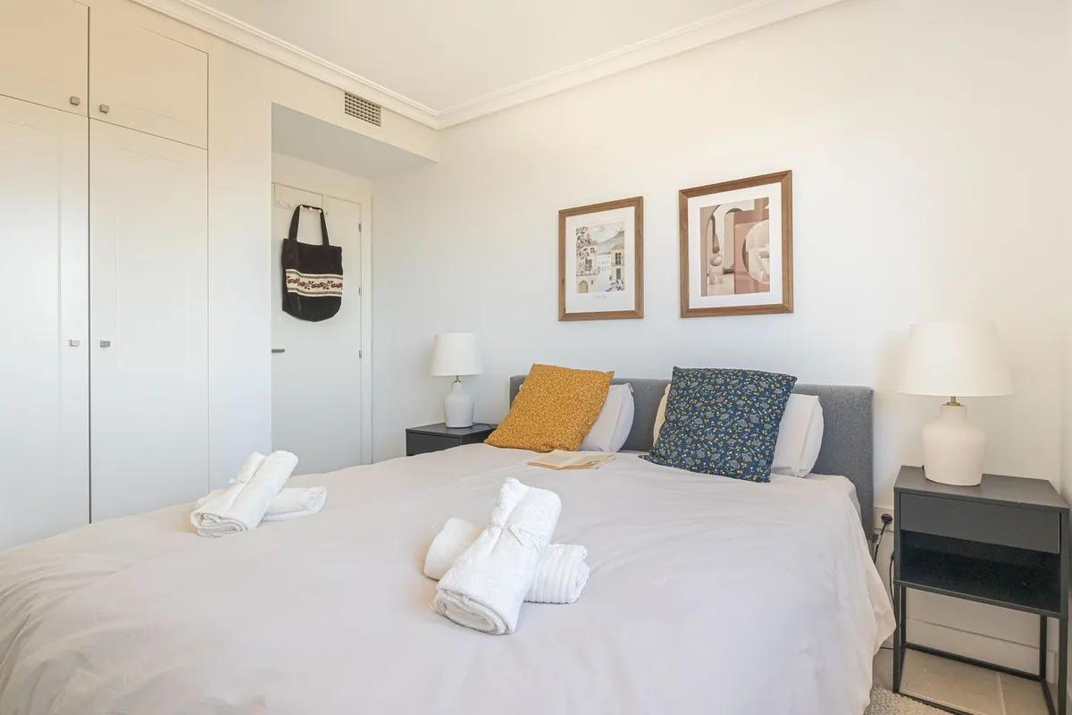 541696e9-56a4-4eab-93e1-4cf26478b9bc