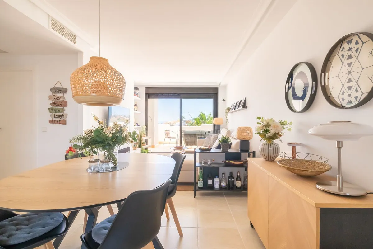 547eaf78-96b6-4170-ba59-a9d2387d9c18