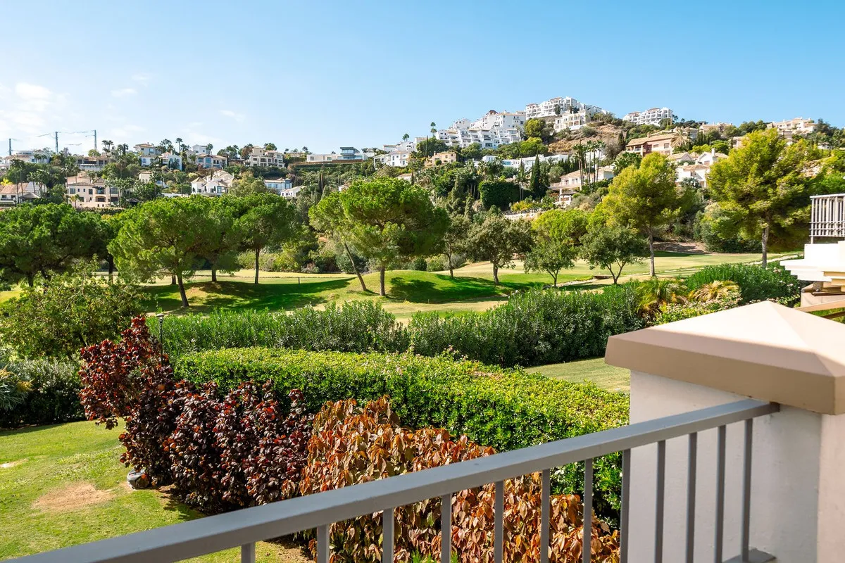 90d210d5-0a6e-475b-8298-b240348ca3c1