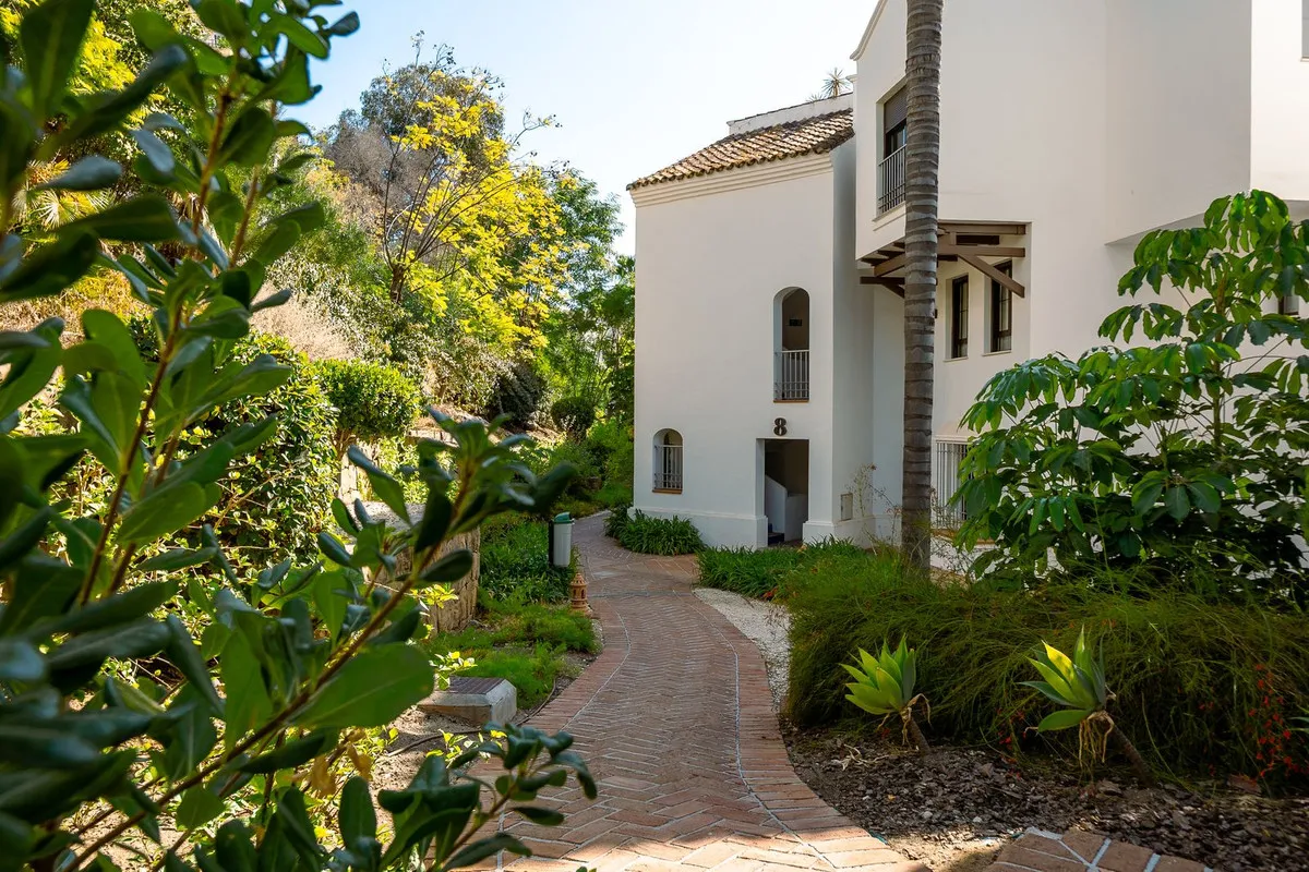 cce64536-ce9e-4e47-93ca-fad5921c439b