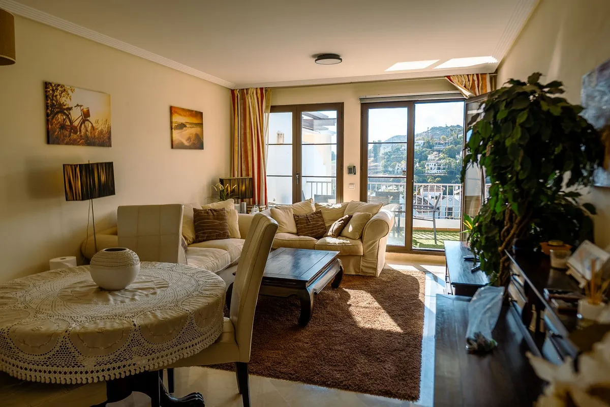 16a42343-de43-4e7e-8b55-f5f142c59b92