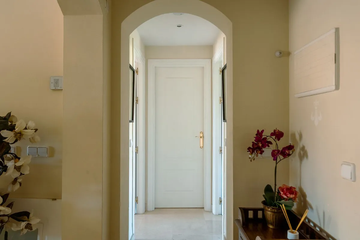 925e6e7c-2752-4b13-85af-800aada2cb0e