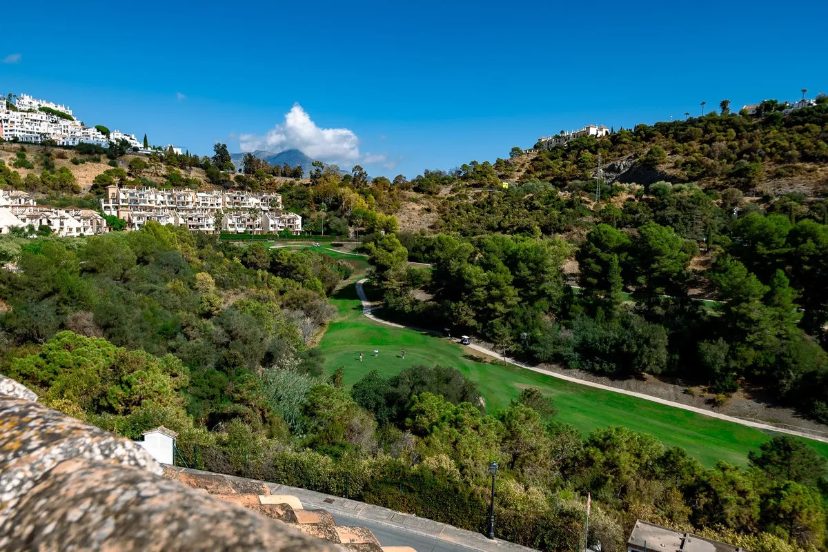 960f6926-8255-499e-9c3d-061d96728555