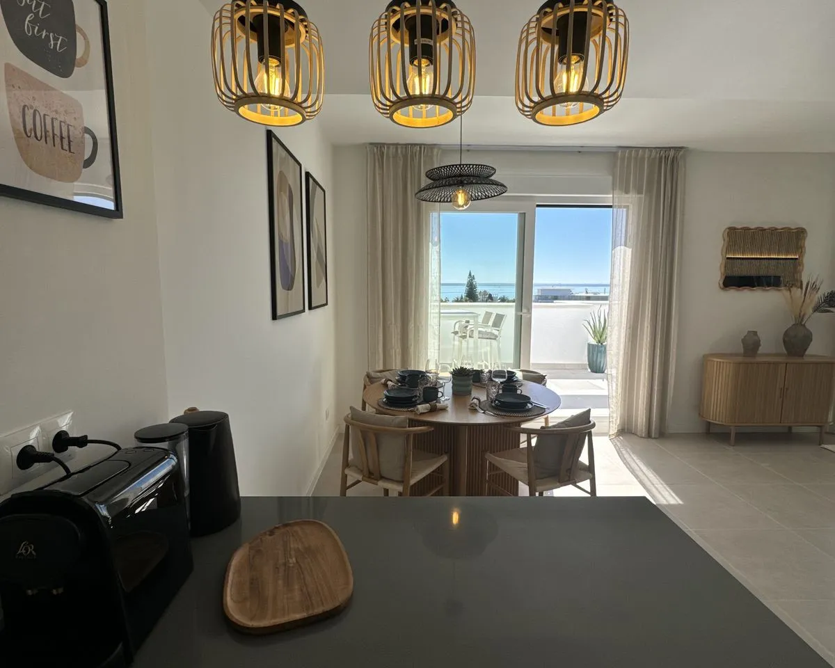 a313487a-c2e3-4a5e-bdaf-d99680941784