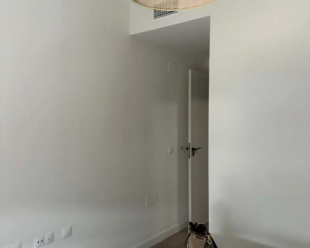 af486c08-47f0-4f7b-a8b3-a3d05b760246