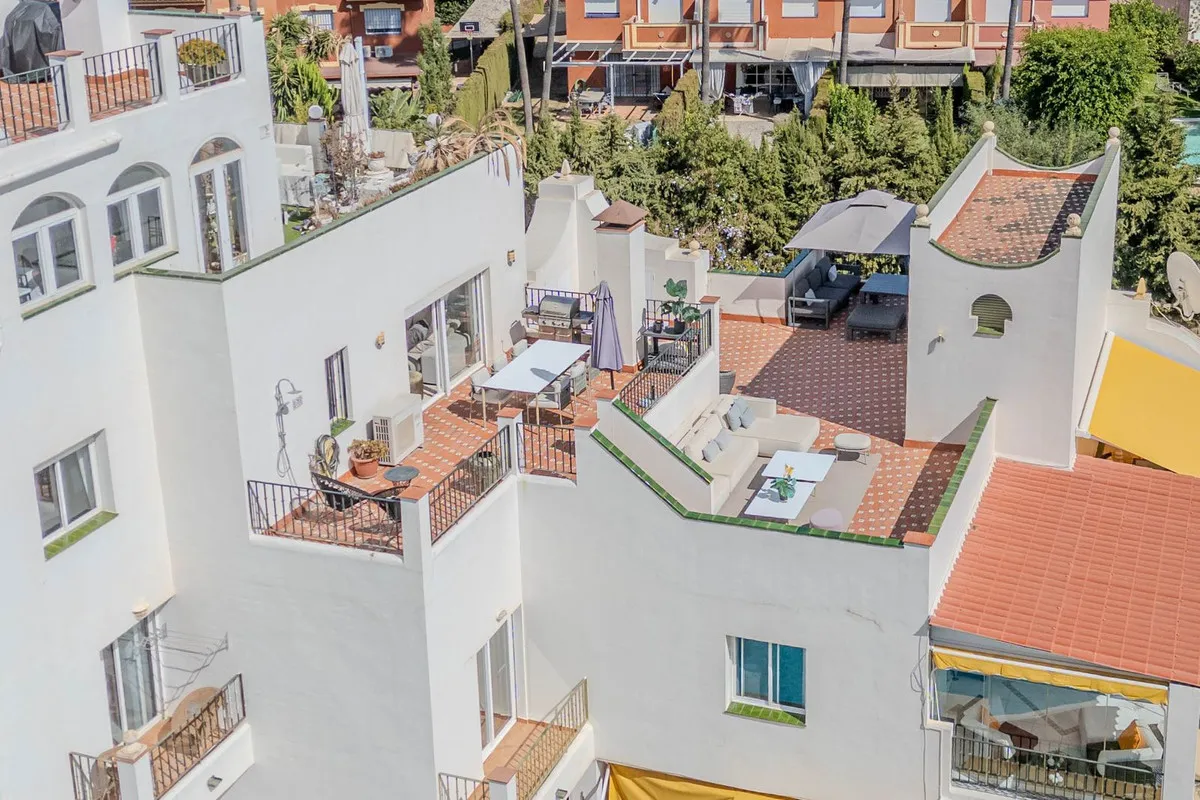 0746e0e3-6ddd-48d4-8d85-649d6bd11da7