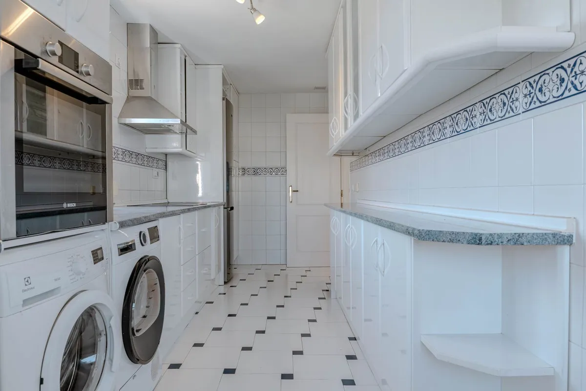 399a13ff-7d3c-497b-9696-31b46b60f222