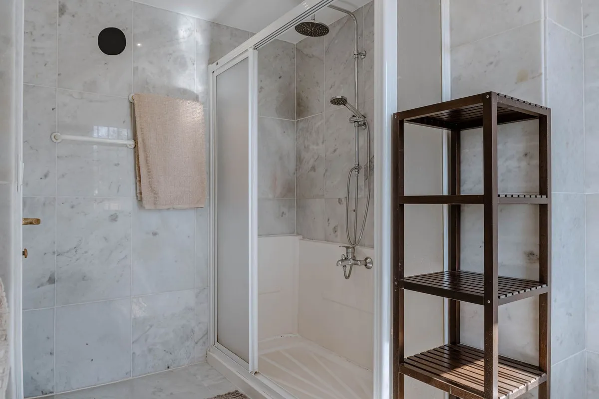 3db439e8-303f-4d8b-a066-8b19e4c29308