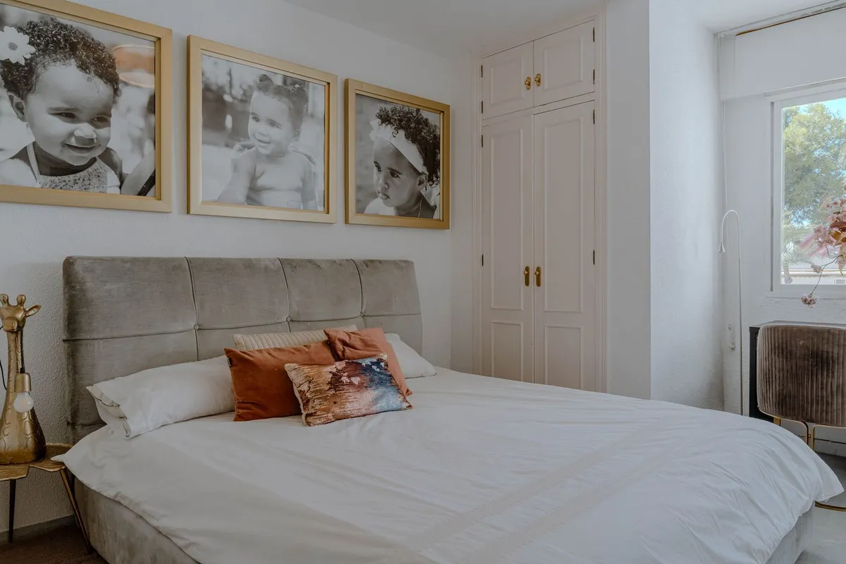 832c929f-b4d4-450b-b93b-3a5ade55f530