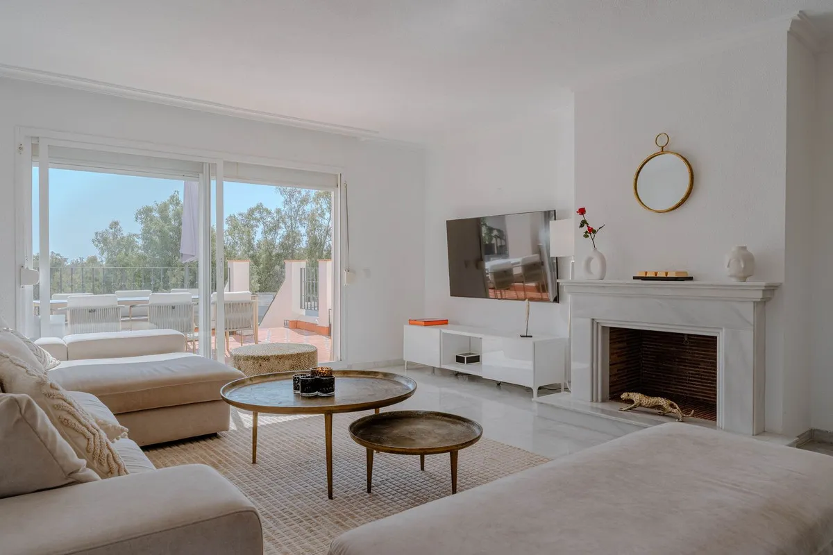 8cf770f1-22a2-4815-96cc-a7ec5d1ba095