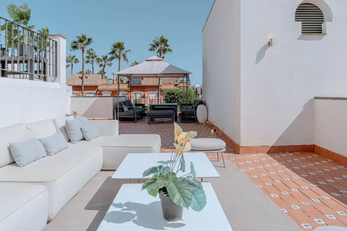 925f6877-664f-4b29-b47e-97914eb11c0d