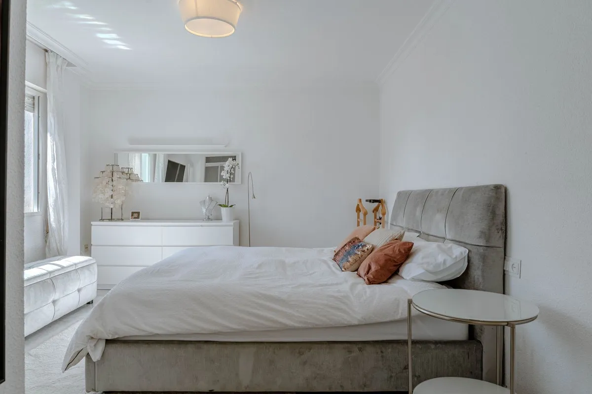 96bc8cd6-30c6-4040-bb51-8c41ca1e9aa1