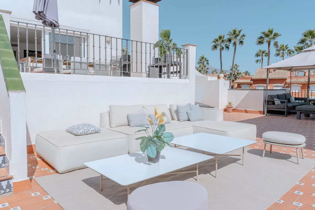 facdb316-3af1-4dd7-bed5-cb95ad477331