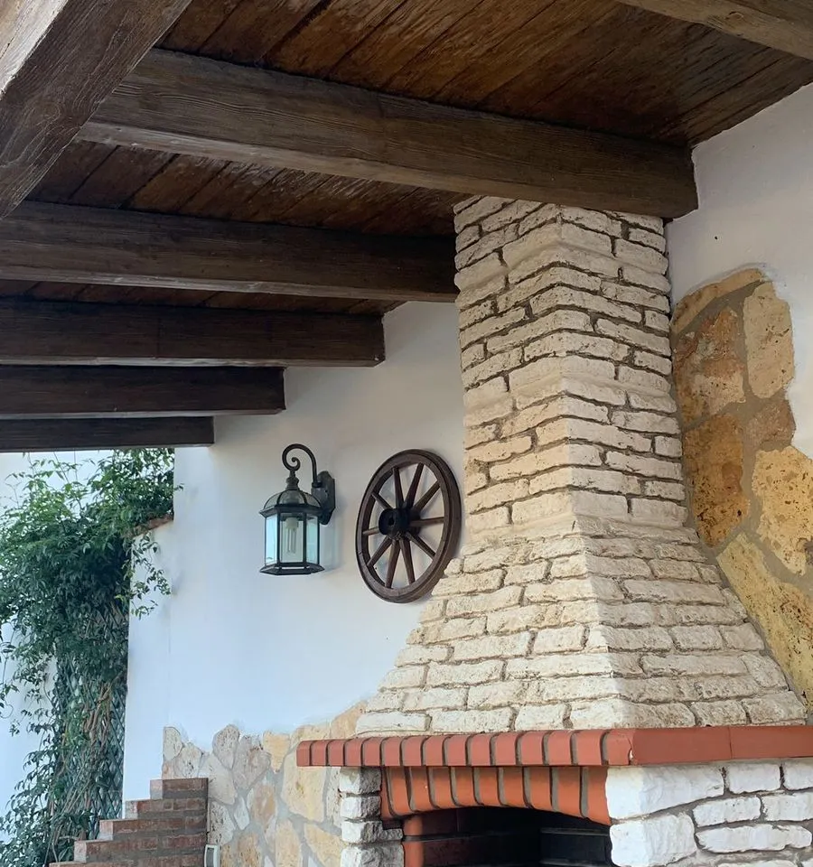 6fe642ed-ec50-411b-9d5c-0b99fe358d44