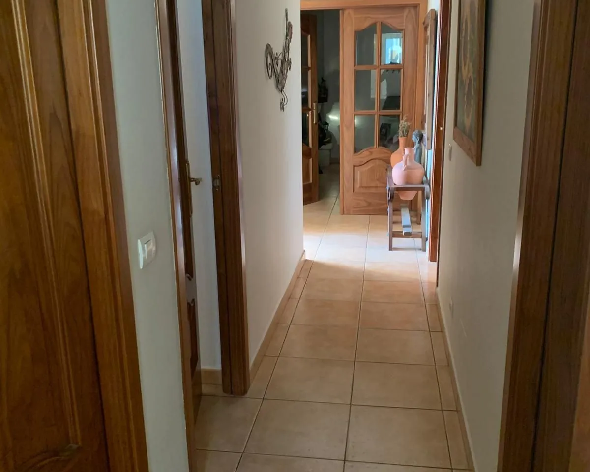 b8a1e272-e66f-420a-9796-2b4b97bec3fc