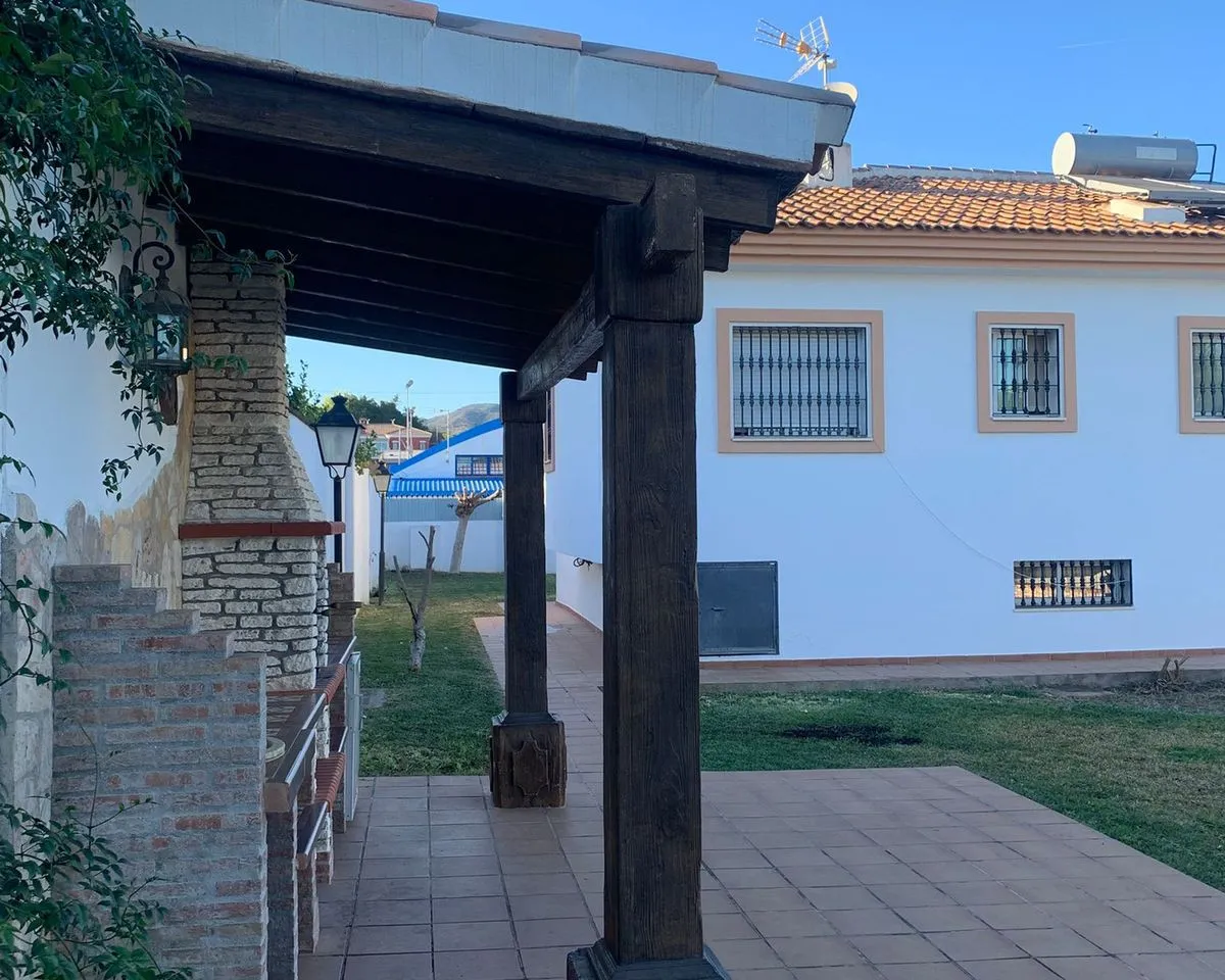 de445f9b-9bbe-4ce1-ba86-86b4a8b84543