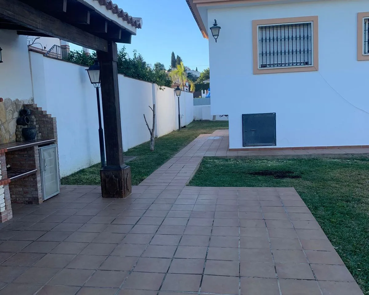 e48d67d2-14f7-4971-b9b0-a6a396e72530