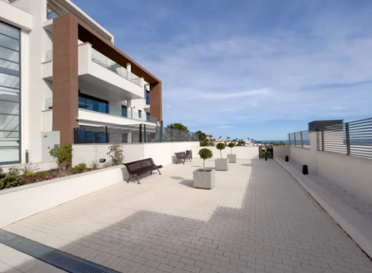 7321f7ae-c87f-4424-adf1-cae5d9648c42