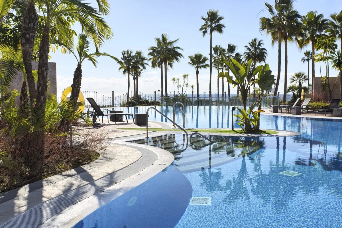 273ef2b0-a1bf-4b07-bc01-27f856d04583