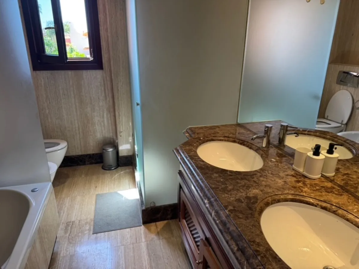 63f9056c-8140-46c7-b275-cddda3b9d38c