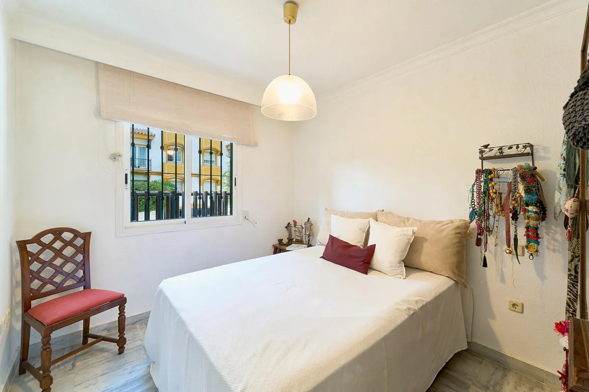 df5a8343-a09f-4592-938c-c3915aea8c50