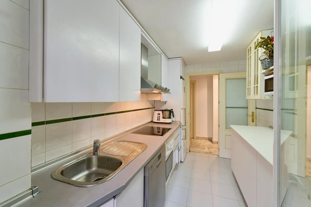 f86a61d9-1585-4751-bf09-f46b6e536361