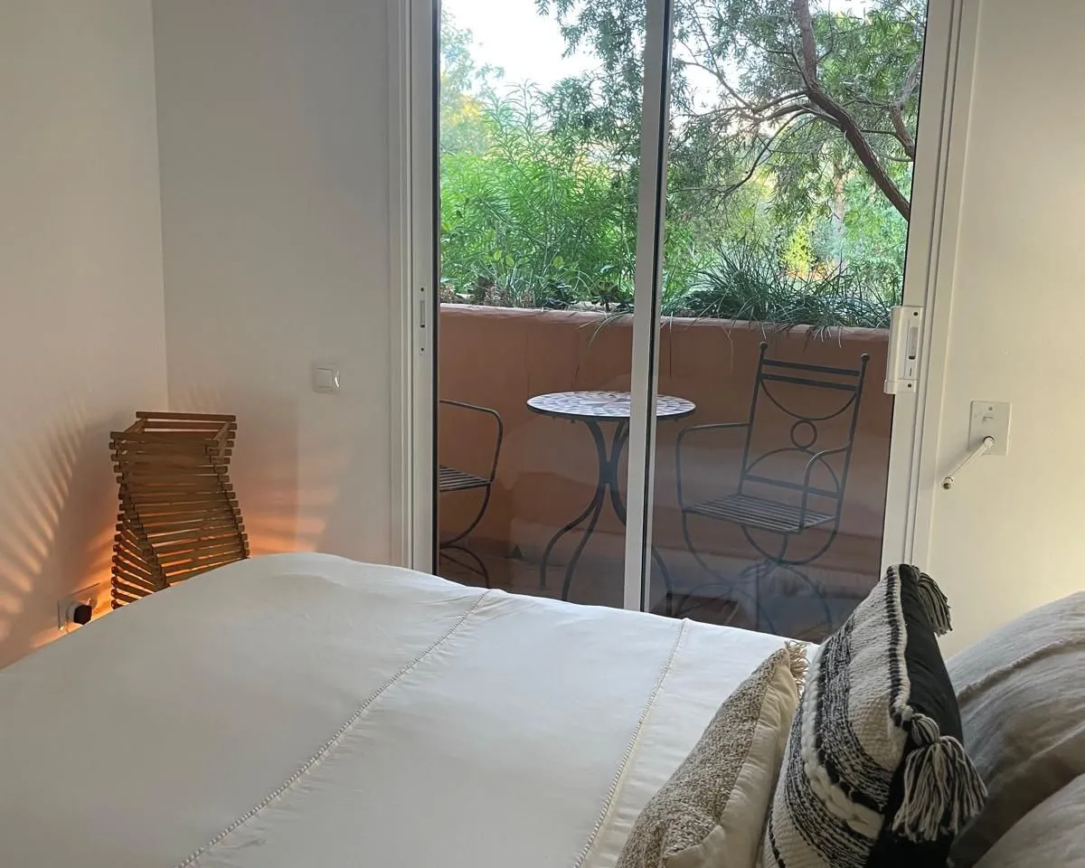 bc7f995e-a726-4ca9-8c9a-3a06fed95947