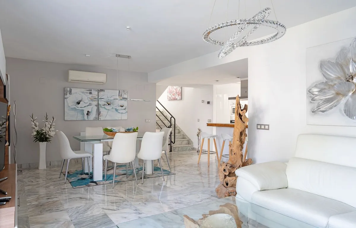 3e541151-c120-4eb2-90b9-4d19c376a68d