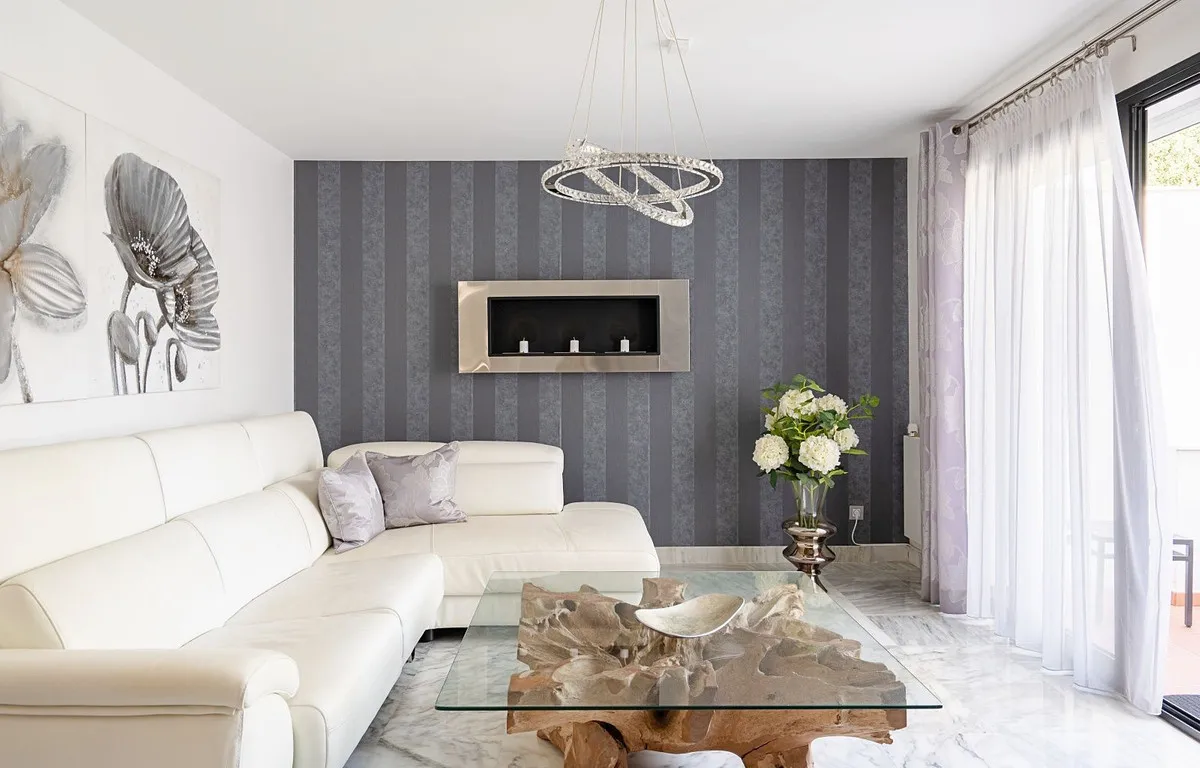 ef8f448b-4fa7-436e-b1bf-7db9d1b3ebf5