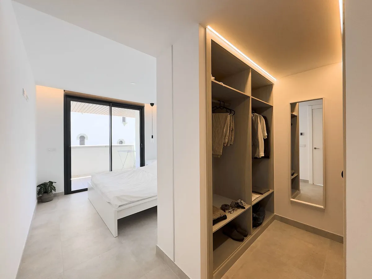 0a931756-e9dc-4c6e-98b2-ad4eb2fad5da