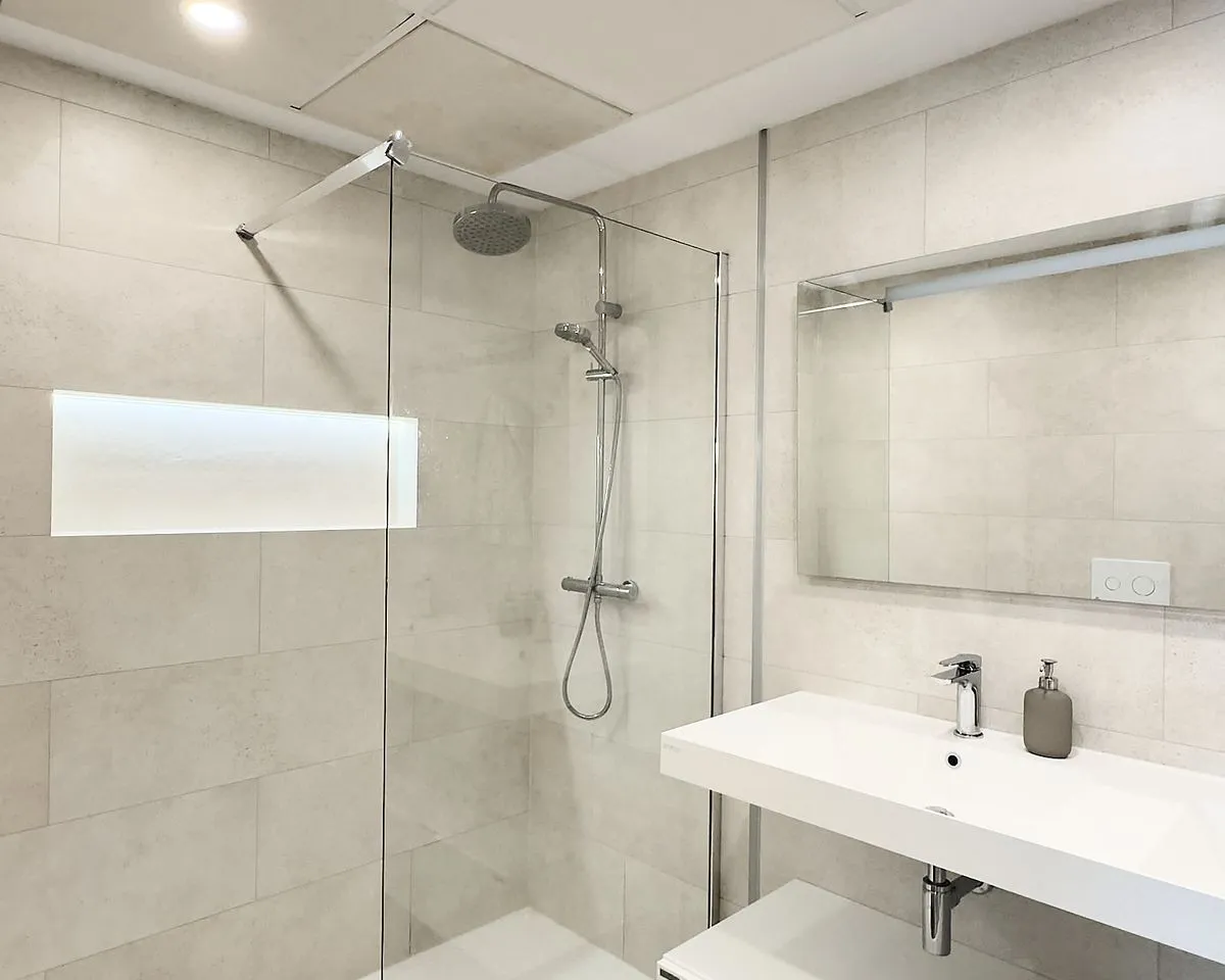 45908015-fafb-406c-9567-03c049bc0b8a