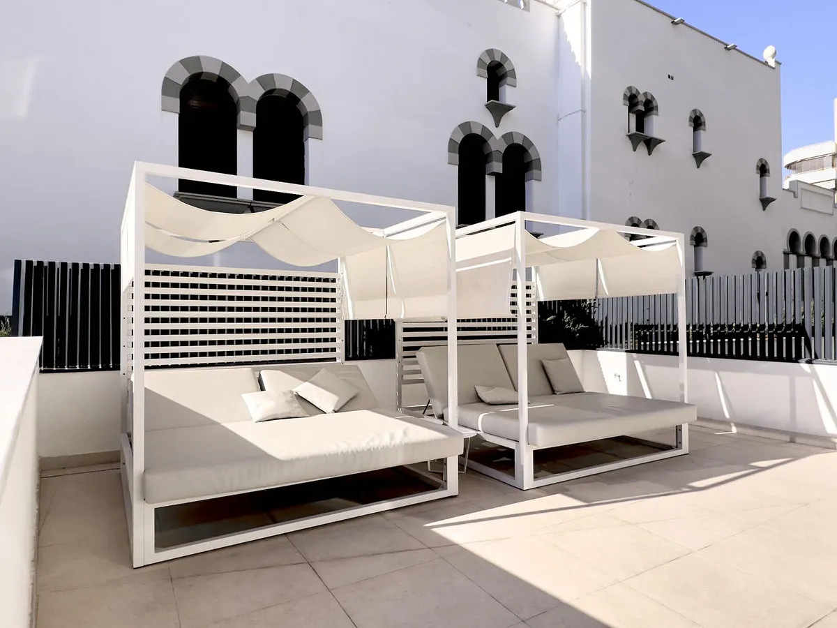 4ffcab67-a5d6-4589-b959-21af132aa971