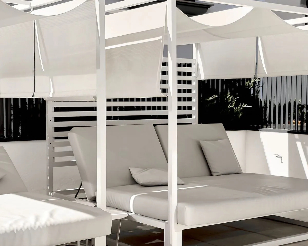 7ceb7512-9873-47be-8b6b-4173b0fbbdc6