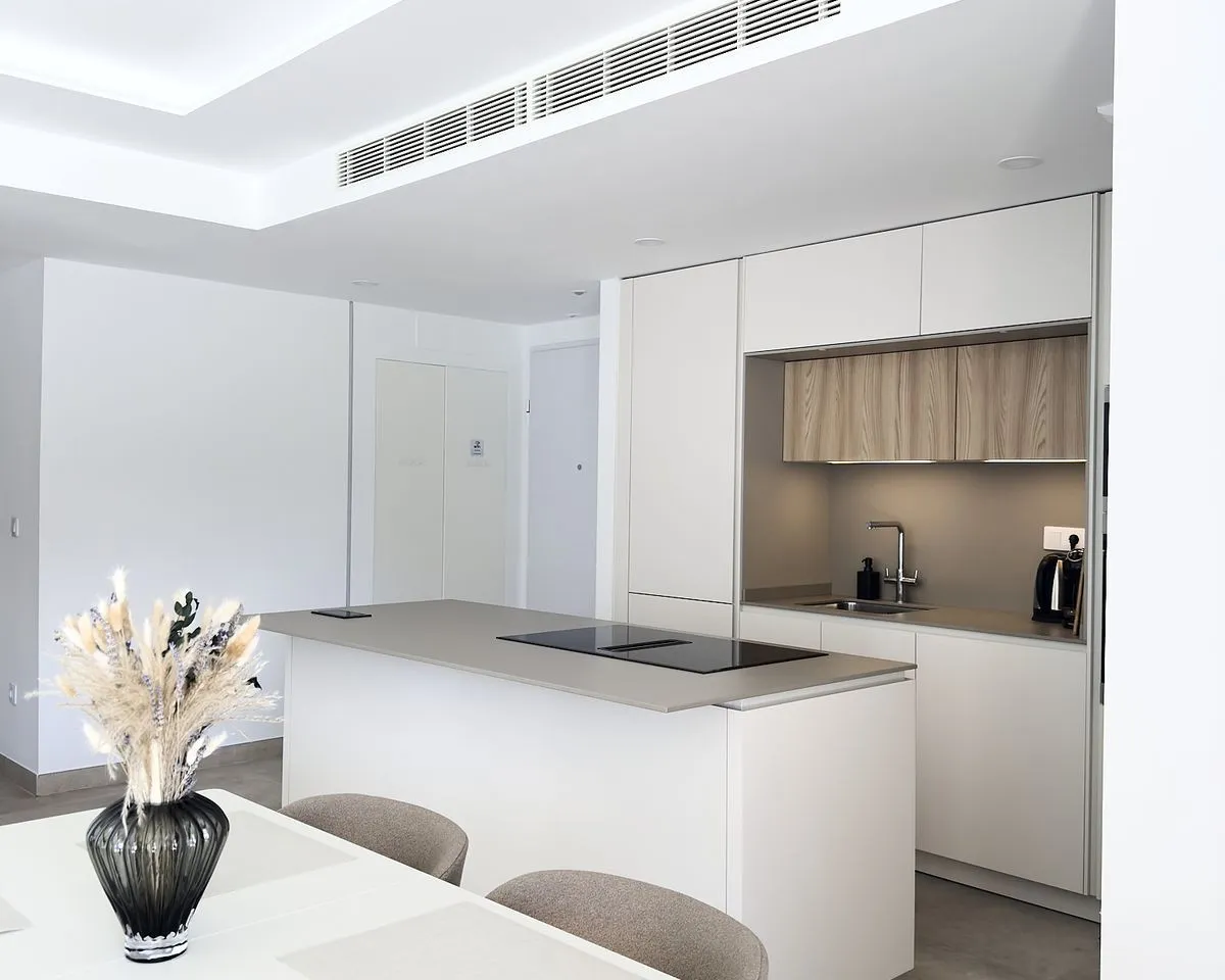 c0846d8e-44be-4e4d-9c09-8eb47c665ab3