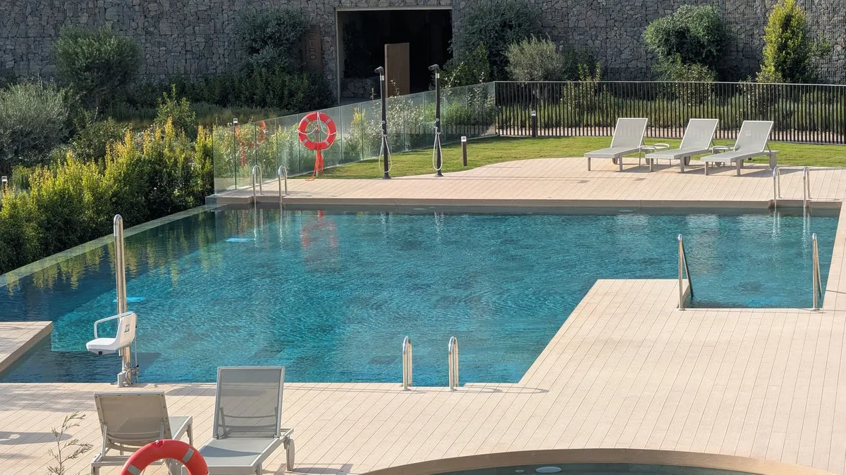 0b3f2eac-8144-4ed7-a26c-0795c3e6c22f