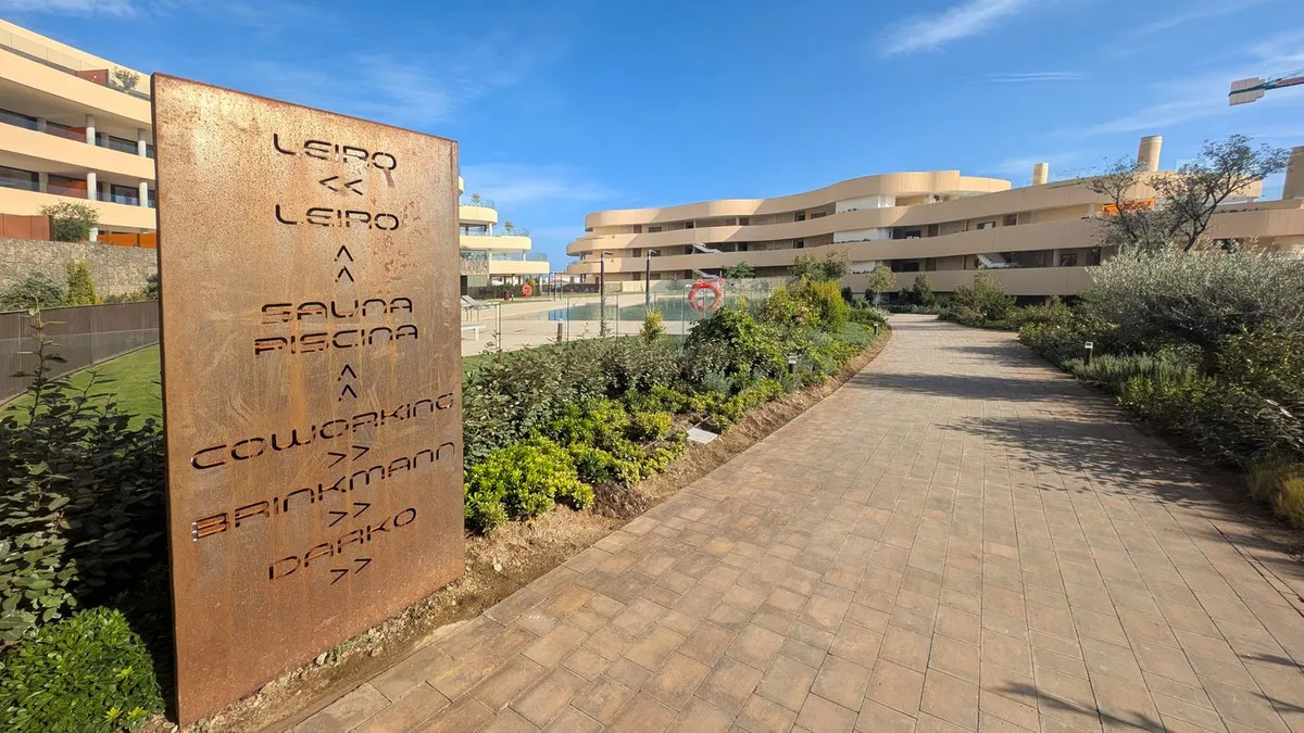 99a3cf9a-c804-46b9-950f-a0dedd07d4da