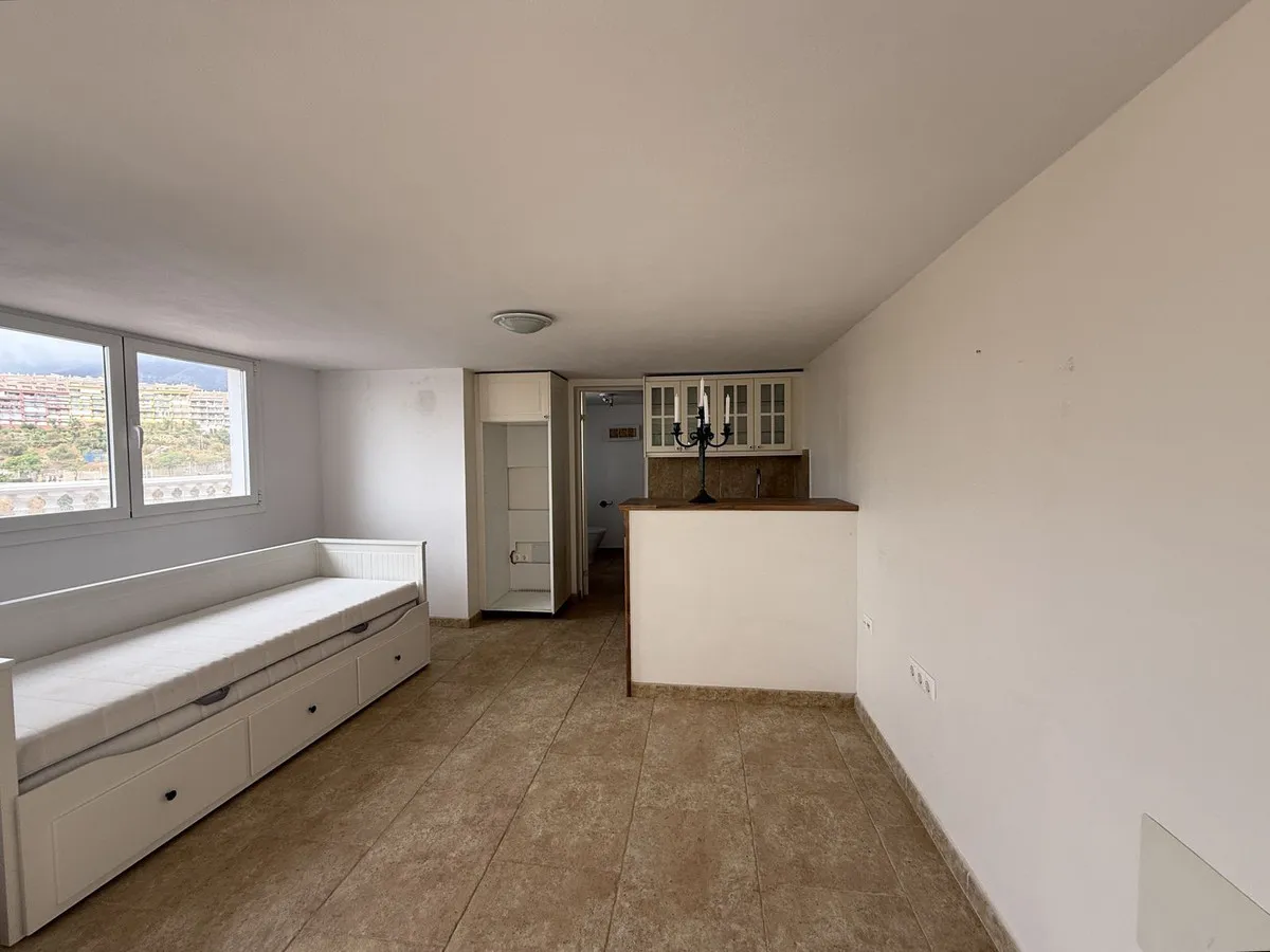 2fc94486-c711-4689-b988-9fb9c2db685f