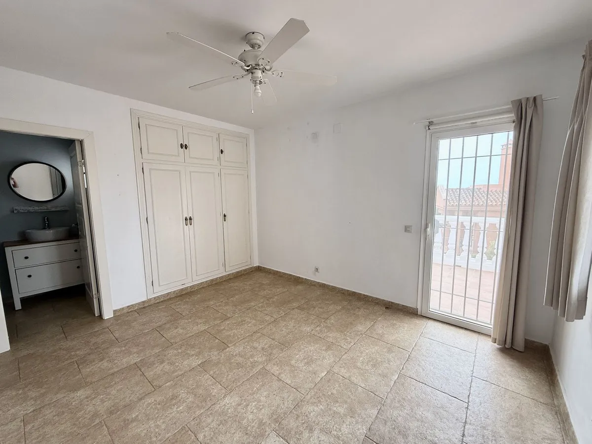 4bd02be9-9a5b-4410-8d1d-99356bd42cb6