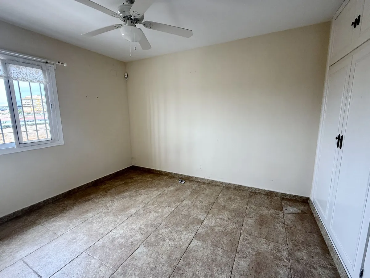 c8d0b668-f2c8-41aa-b054-59af2e391936