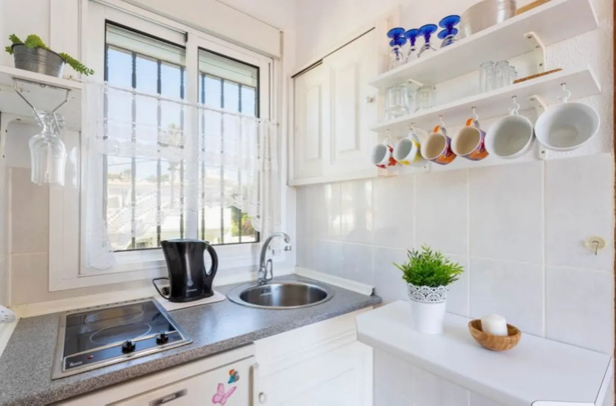 af917c3b-1e86-4910-824b-bbd22334af90