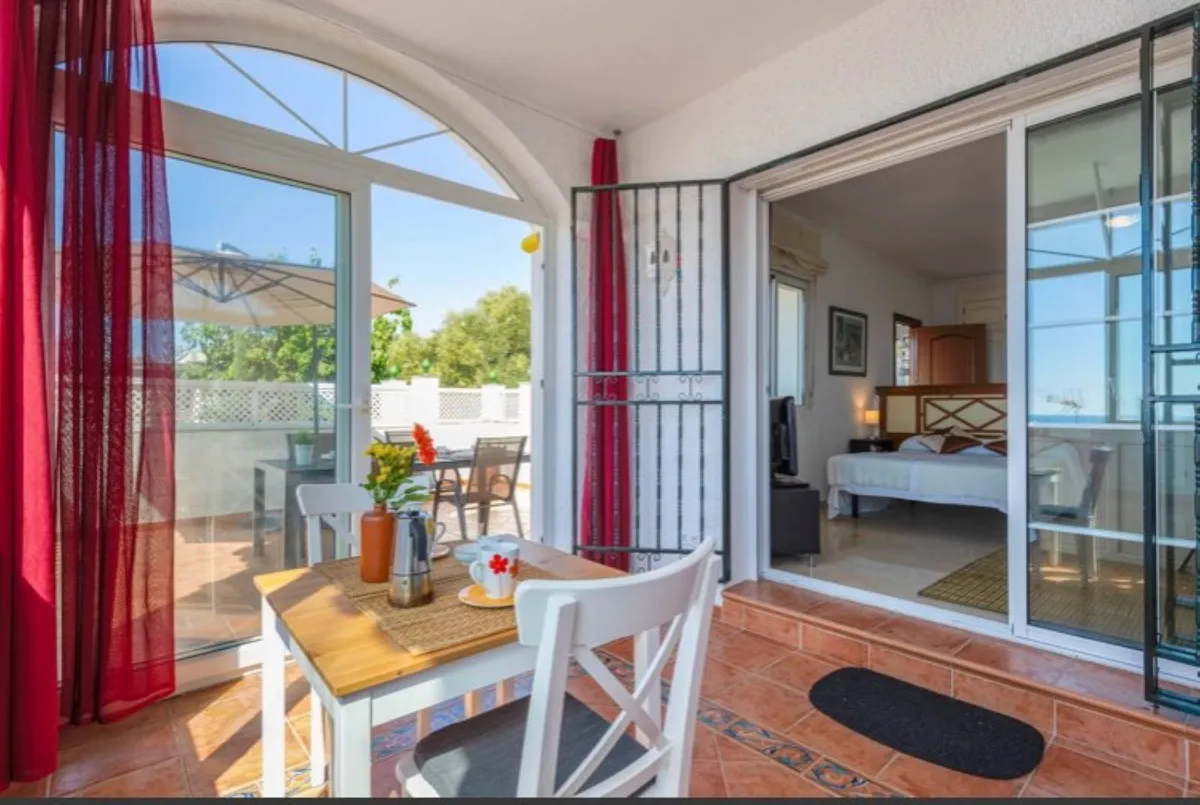 f7ca5185-73ab-427a-8eff-a44cc6a75b73